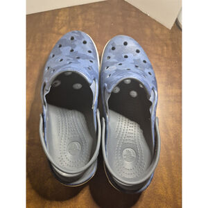 Mens Crocs Size Mens 10 Womens 12 Blue Used